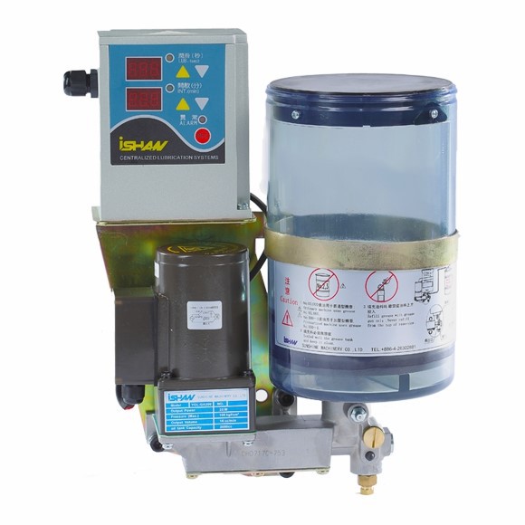 Mootoriga määrdepump